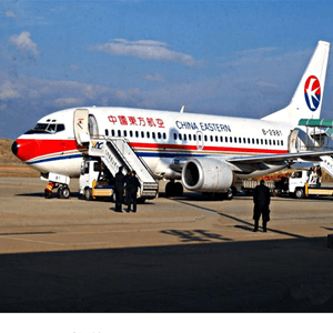 虹桥航空空运航空快运业稳步发展的原因是什么？